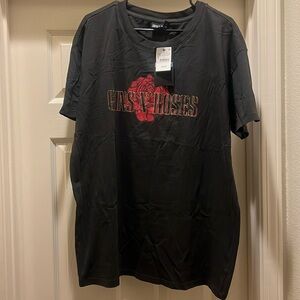 NWT Cotton On Gun’s N’ Roses Oversized Graphic Tee